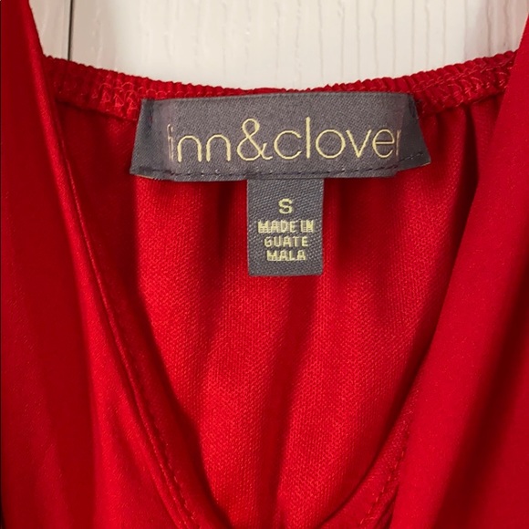 Red Dress. - Picture 4 of 4